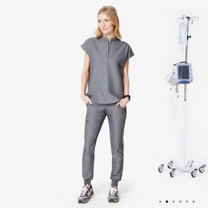 Figs Rafaela oversized scrub top